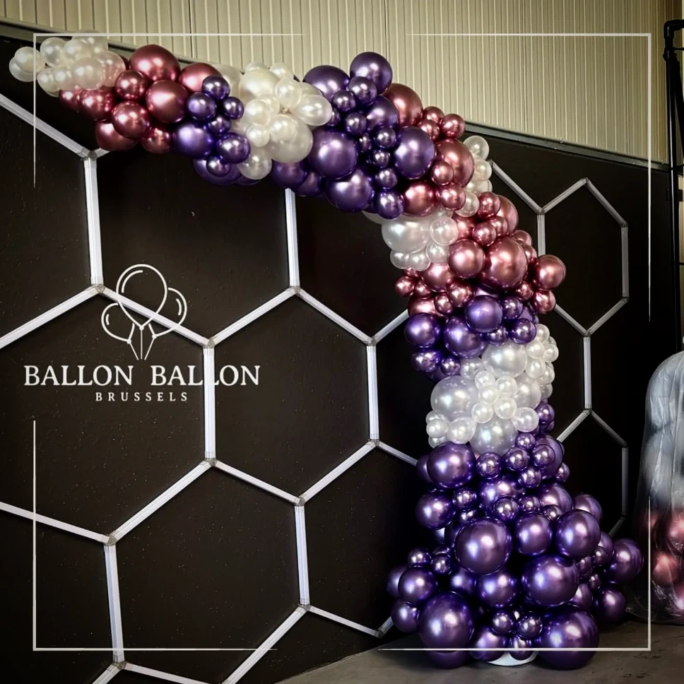 Halve boog van organische ballonnen